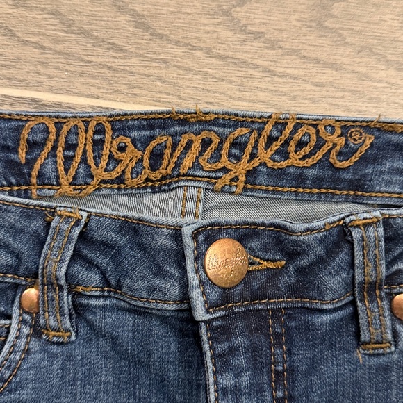 Wrangler High Rise Dark Blue Jeans - Picture 2 of 4